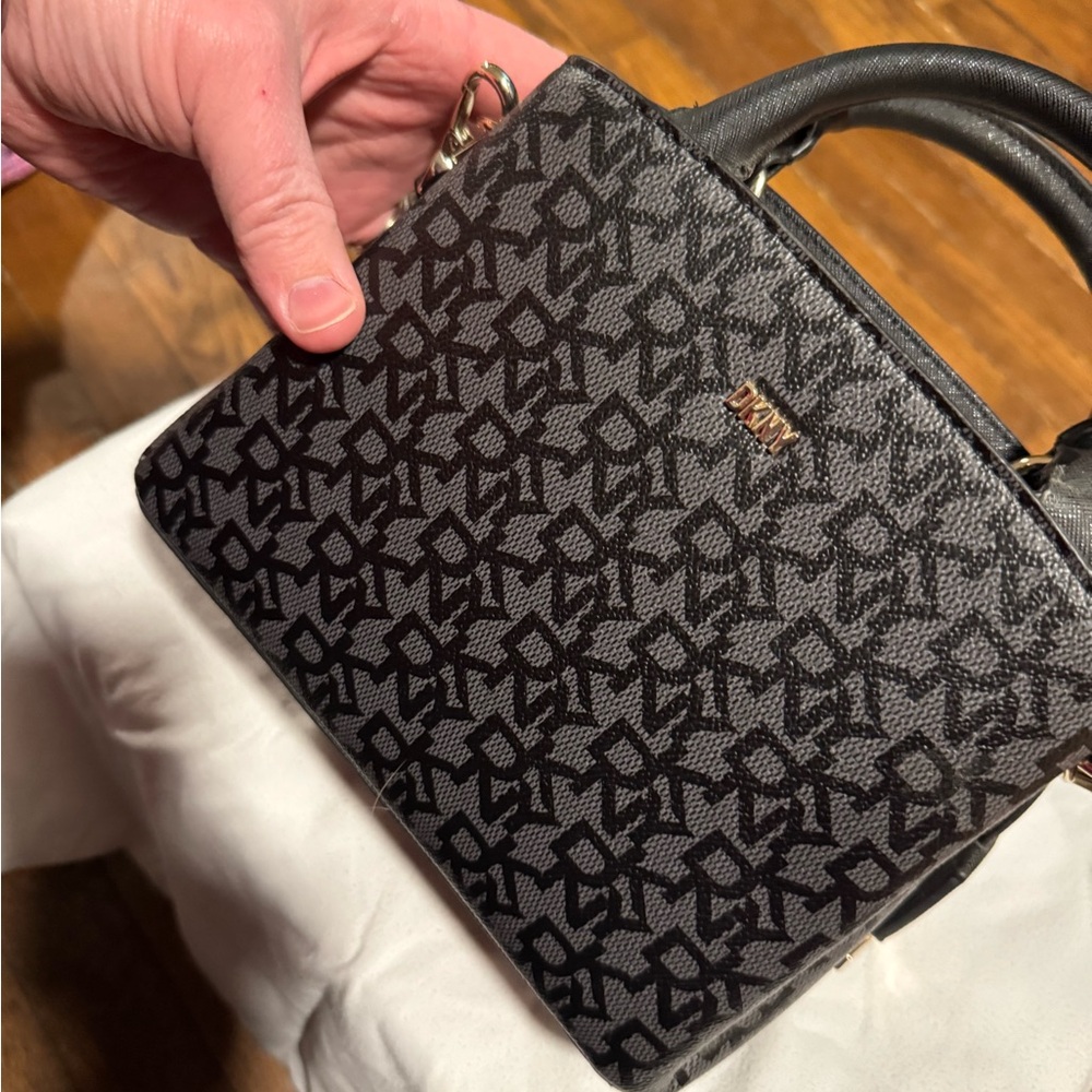 DKNY purse